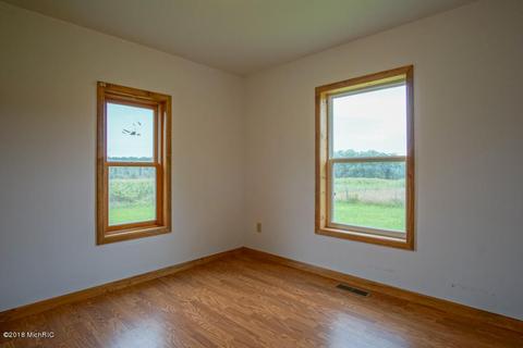6056 Twentieth Ave, White Cloud, MI 49349 photo 13