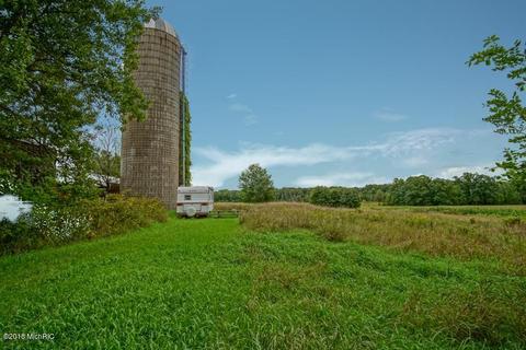 6056 Twentieth Ave, White Cloud, MI 49349 photo 4