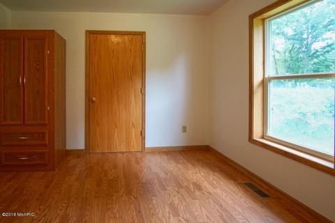 6056 Twentieth Ave, White Cloud, MI 49349 photo 12