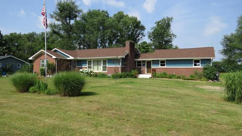 564 8th St, Plainwell, MI 49080 photo 17