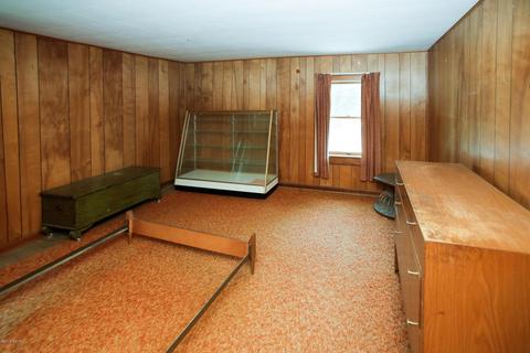 853 River Rd, Marshall, MI 49068 photo 15