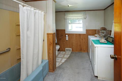 853 River Rd, Marshall, MI 49068 photo 10