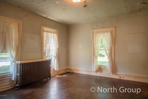 602 W Bridge St, Plainwell, MI 49080 photo 40