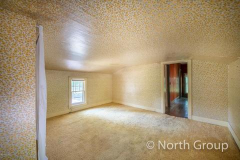 602 W Bridge St, Plainwell, MI 49080 photo 18
