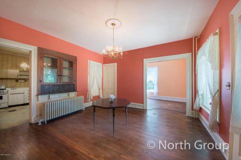 602 W Bridge St, Plainwell, MI 49080 photo 32