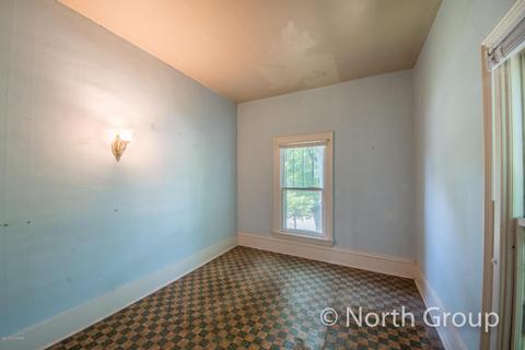 602 W Bridge St, Plainwell, MI 49080 photo 12