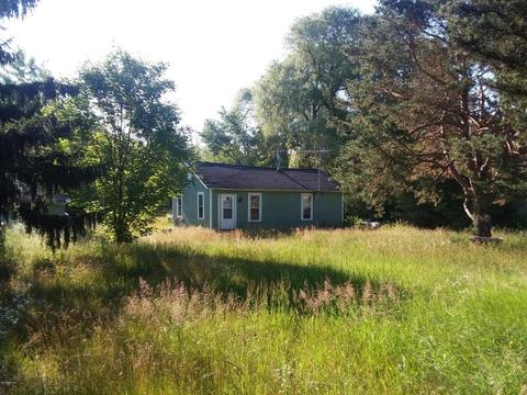 29349 72nd St, Covert, MI 49043 photo 1