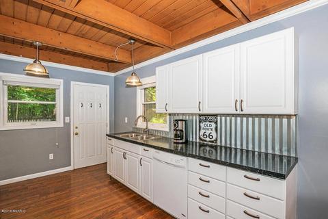 5809 Maple St, Newaygo, MI 49337 photo 12