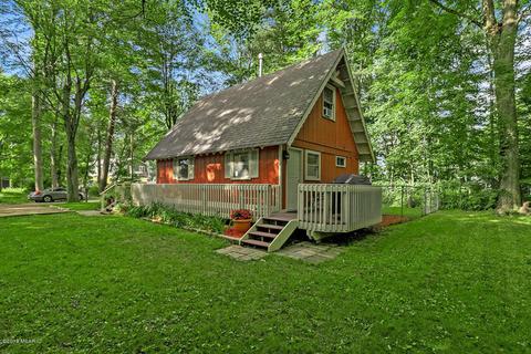 5809 Maple St, Newaygo, MI 49337 photo 21