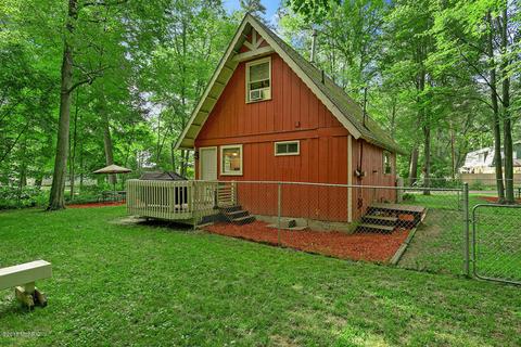 5809 Maple St, Newaygo, MI 49337 photo 23