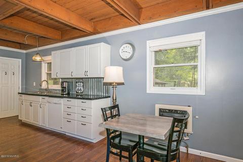5809 Maple St, Newaygo, MI 49337 photo 15