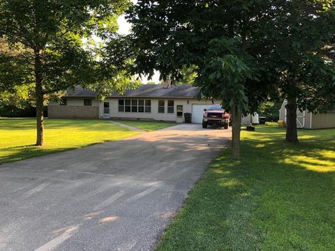 2506 S Lyons Rd, Lyons, MI 48851 photo 1