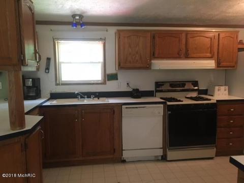 5416 111th Ave, Pullman, MI 49450 photo 7