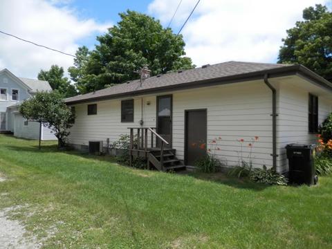 145 W Sixth St, Constantine, MI 49042 photo 2