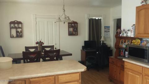 103 E Division St, Belding, MI 48809 photo 6