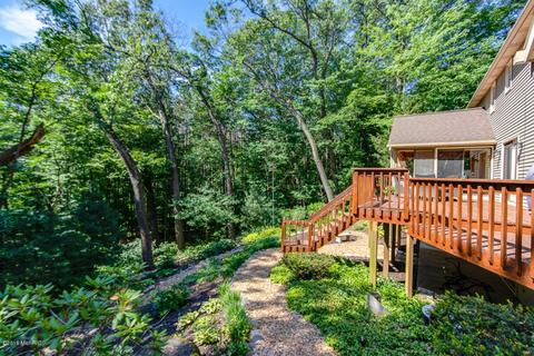 7776 Stonehaven Dr SE, Ada, MI 49301 photo 27