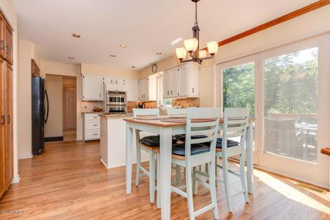 7776 Stonehaven Dr SE, Ada, MI 49301 photo 10