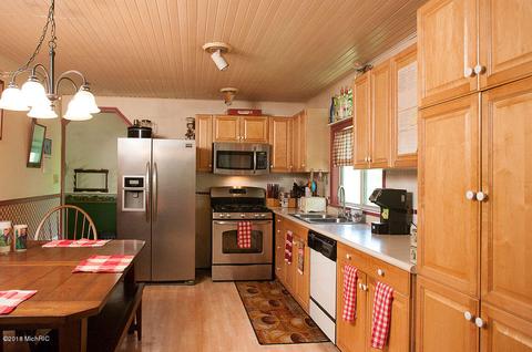 1865 E Pine Hill Ave, White Cloud, MI 49349 photo 18