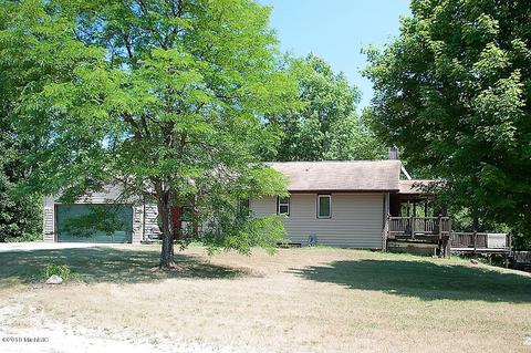 1865 E Pine Hill Ave, White Cloud, MI 49349 photo 5
