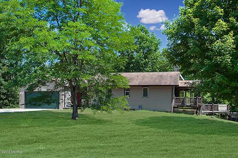1865 E Pine Hill Ave, White Cloud, MI 49349 photo 2