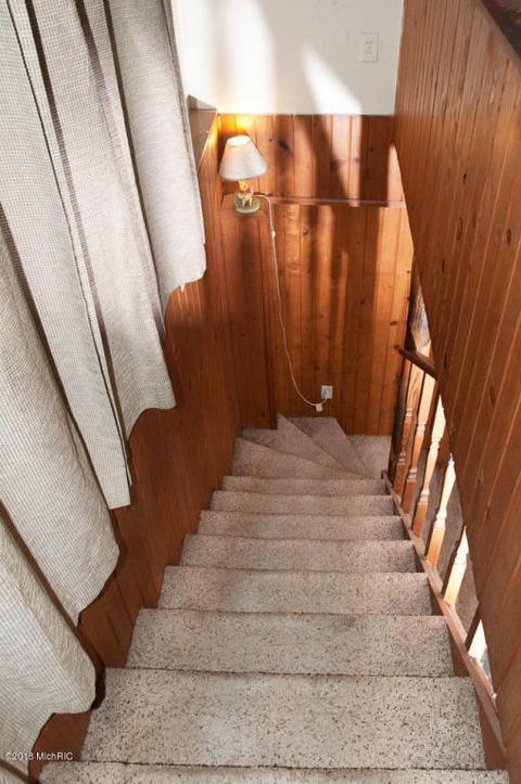 1865 E Pine Hill Ave, White Cloud, MI 49349 photo 34