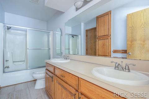13176 Shutter Dr SE, Lowell, MI 49331 photo 5
