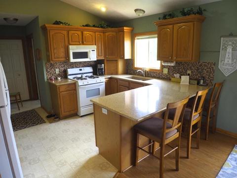1816 Railside Ct, Dorr, MI 49323 photo 4