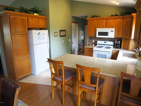 1816 Railside Ct, Dorr, MI 49323 photo 2