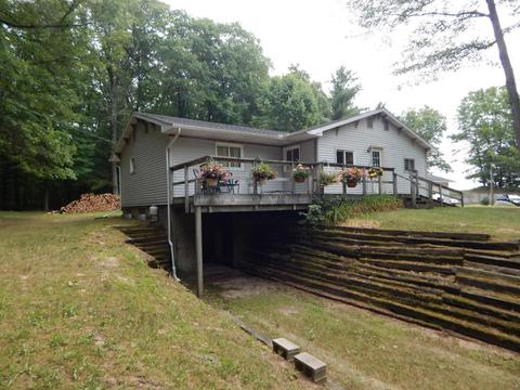 6506 E Baseline Rd, White Cloud, MI 49349 photo 1