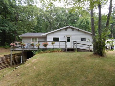 6506 E Baseline Rd, White Cloud, MI 49349 photo 4
