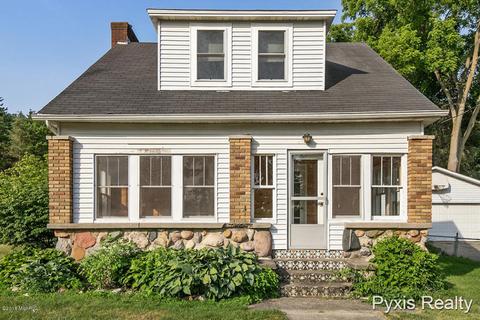 7190 Rix St SE, Ada, MI 49301 photo 1