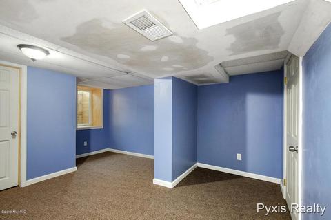 7190 Rix St SE, Ada, MI 49301 photo 20