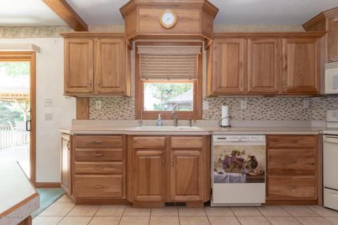 51244 Chamberlain Rd, Marcellus, MI 49067 photo 8