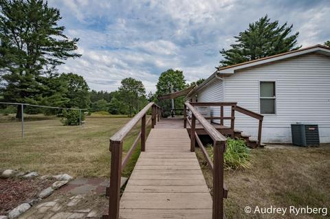 3143 S Locust Ave, White Cloud, MI 49349 photo 4