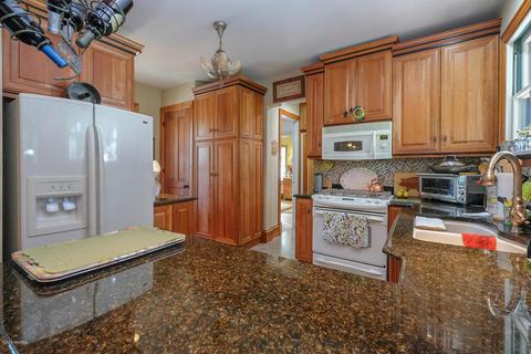 115 Hicks Ave, Plainwell, MI 49080 photo 14