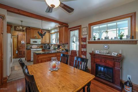 115 Hicks Ave, Plainwell, MI 49080 photo 9