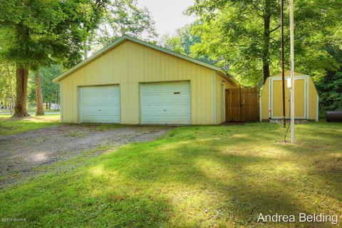 4229 E Shore Dr, Stanton, MI 48888 photo 23