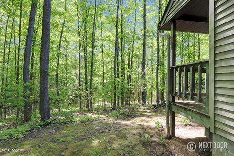 708 N Osborn Ave, White Cloud, MI 49349 photo 6