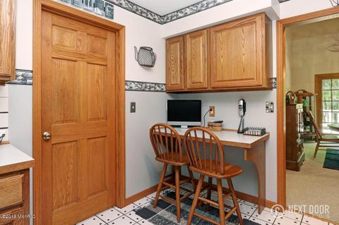 708 N Osborn Ave, White Cloud, MI 49349 photo 14