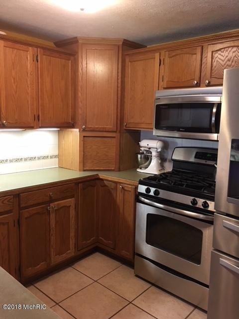 1343 E 120th St, Grant, MI 49327 photo 30