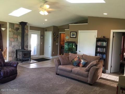 1343 E 120th St, Grant, MI 49327 photo 42