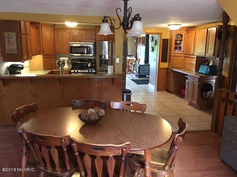 1343 E 120th St, Grant, MI 49327 photo 28