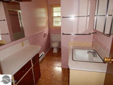 680 E Washington, Baldwin, MI 49304 photo 11