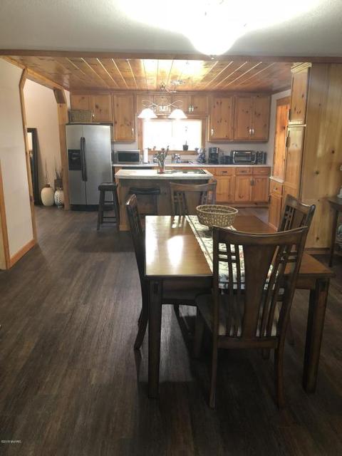 4651 Carpenter Rd, Reading, MI 49274 photo 8