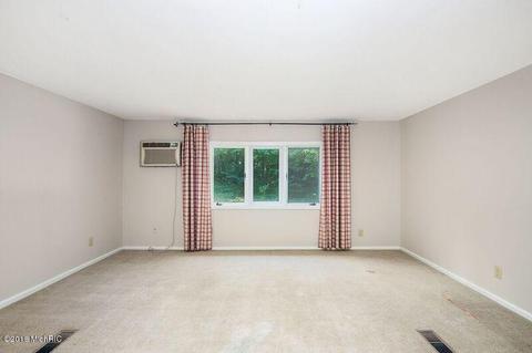 5585 E 82nd, Newaygo, MI 49337 photo 4