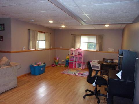 4100 Arndt Ct, Dorr, MI 49323 photo 8