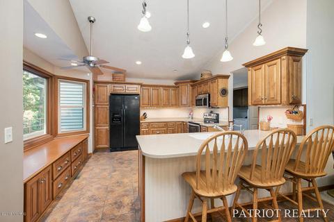 968 Spaulding Ave SE, Ada, MI 49301 photo 9