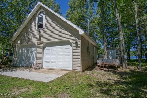 3560 Birch St, Sears, MI 49679 photo 4