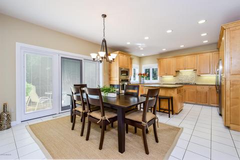 2536 Red Clover Dr SE, Ada, MI 49301 photo 13