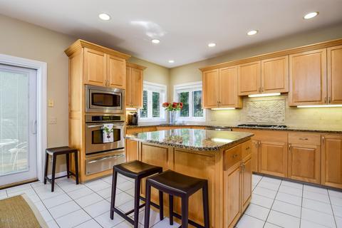 2536 Red Clover Dr SE, Ada, MI 49301 photo 10